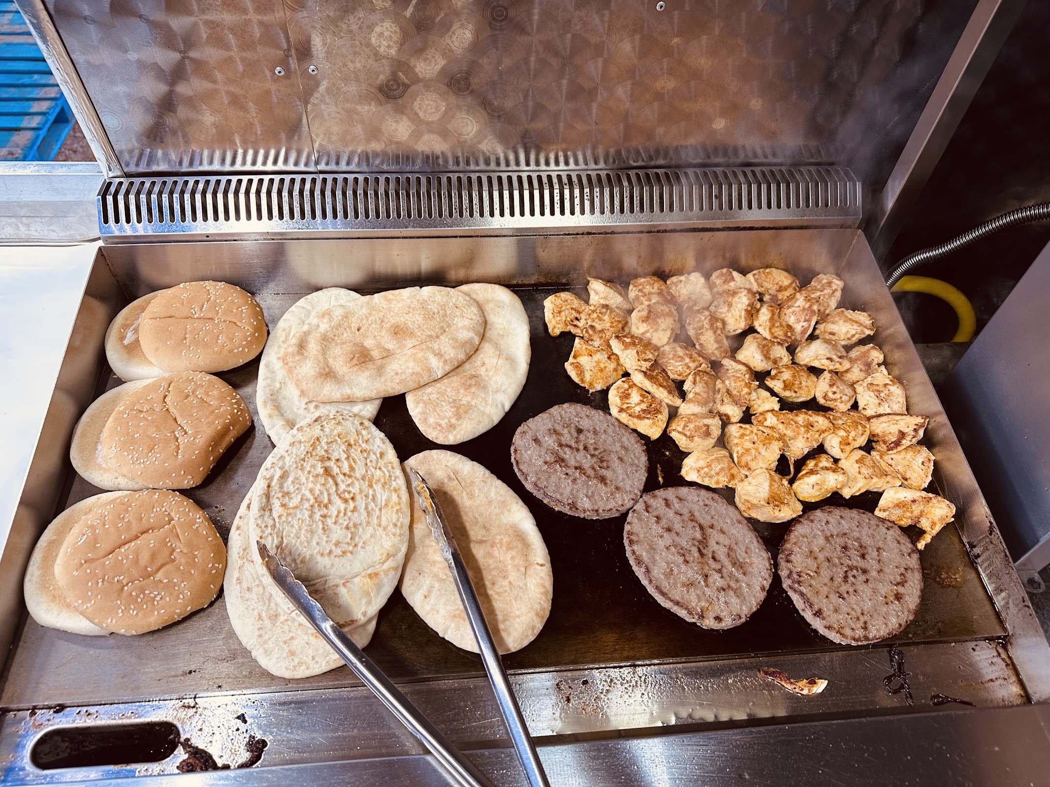 Photo of Muzzy’s kebab - 3 Rookery Pl, Fenstanton, Huntingdon PE28 9LZ